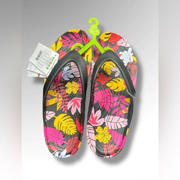 Crocs Kadee II Women’s US 7 Black Floral Flip Flop Sandals NWT 211699 Waterproof - Picture 3 of 9